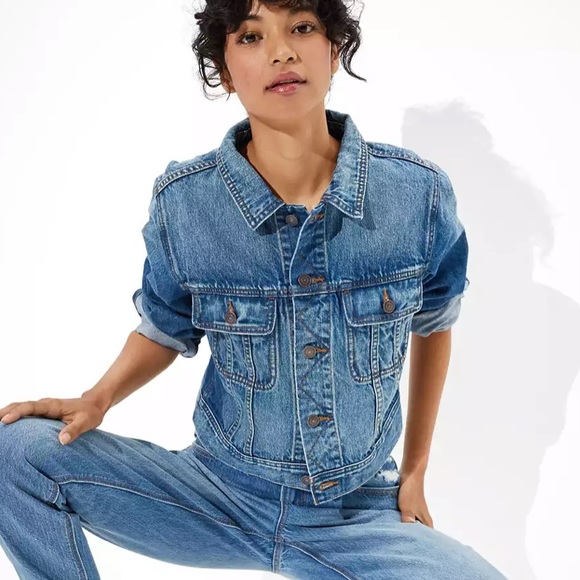 American Eagle Outfitters Jackets & Blazers - American Eagle Distressed Denim Fitted Jacket